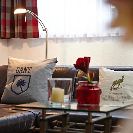 Alpenflair Ferienwohnungen Gaestehaus Hilbrand Whg 313,314,215 Оберстдорф Екстер'єр фото